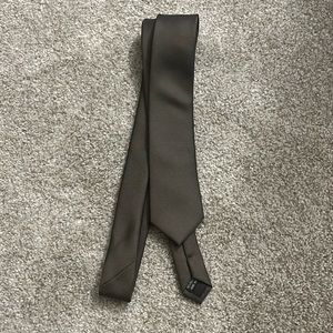 Solid grey tie